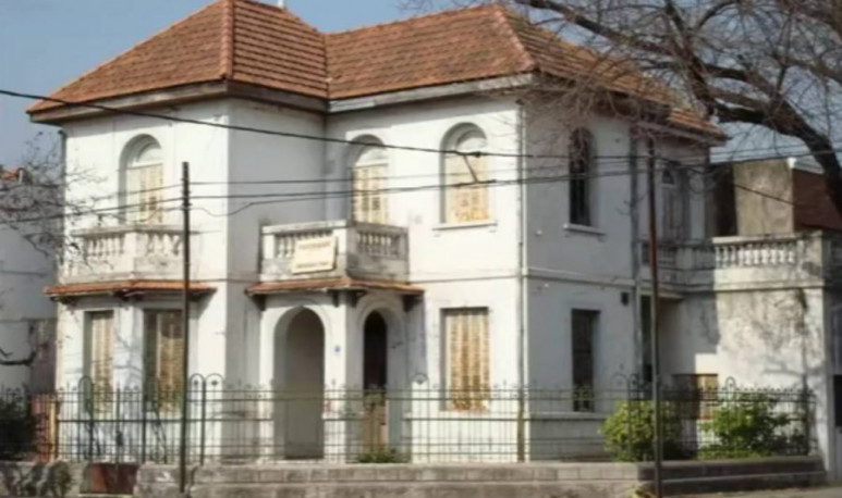 La Casa Embrujada Del Barrio Sur